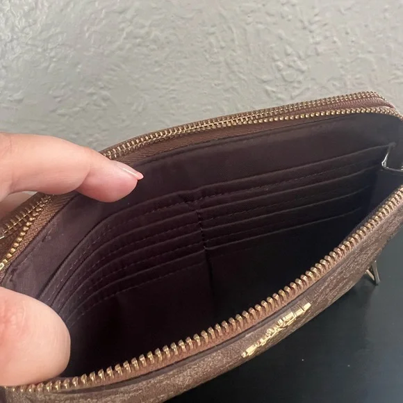 Coach Signature Canvas Double Zip Wallet Wristlet - Picture 9 of 11